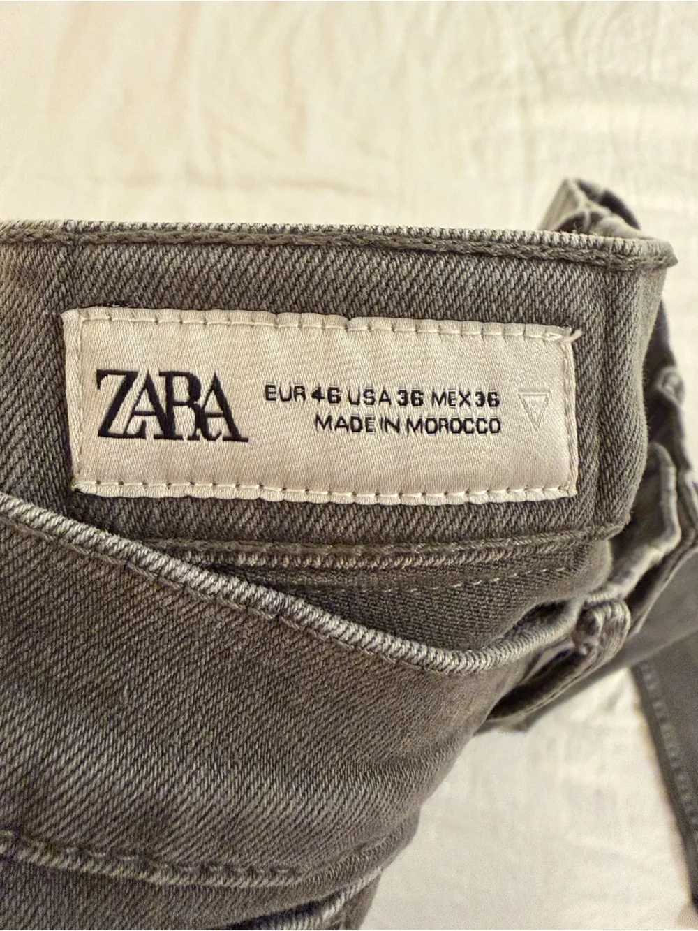 Zara Men's Grey Slim Straight Jeans